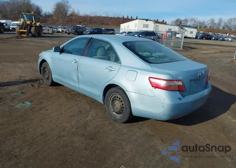 2007 Toyota Camry Le z USA, uszkodzony, nr VIN 4T1BE46K47U553565